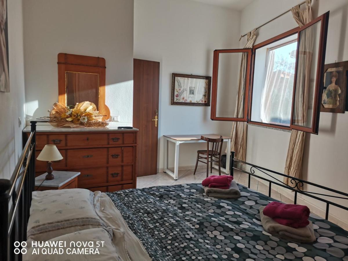 Bed and Breakfast L'Abete Guspini Exterior foto